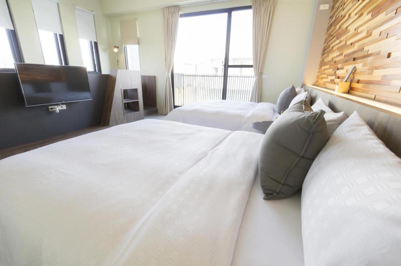 東立方旅宿-East Cube B&B 東港 エクステリア 写真