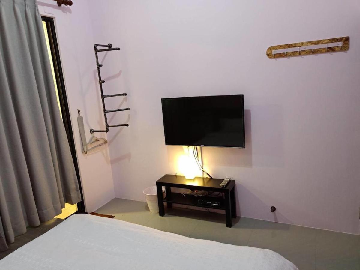 東立方旅宿-East Cube B&B 東港 エクステリア 写真