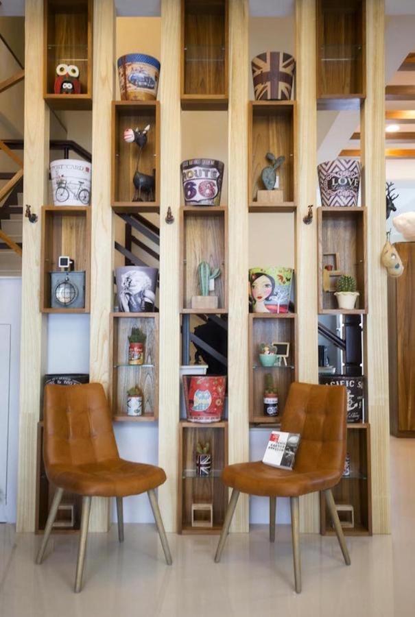 東立方旅宿-East Cube B&B 東港 エクステリア 写真